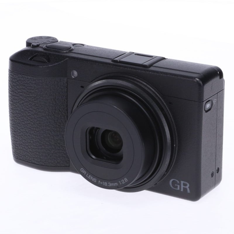 RICOH GR III