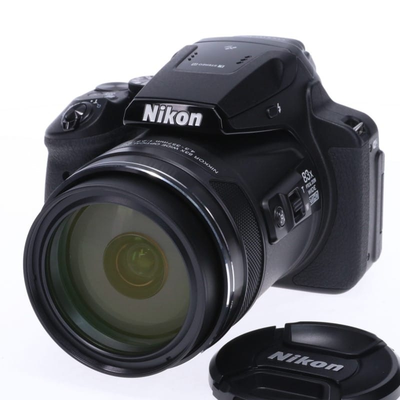 COOLPIX P900