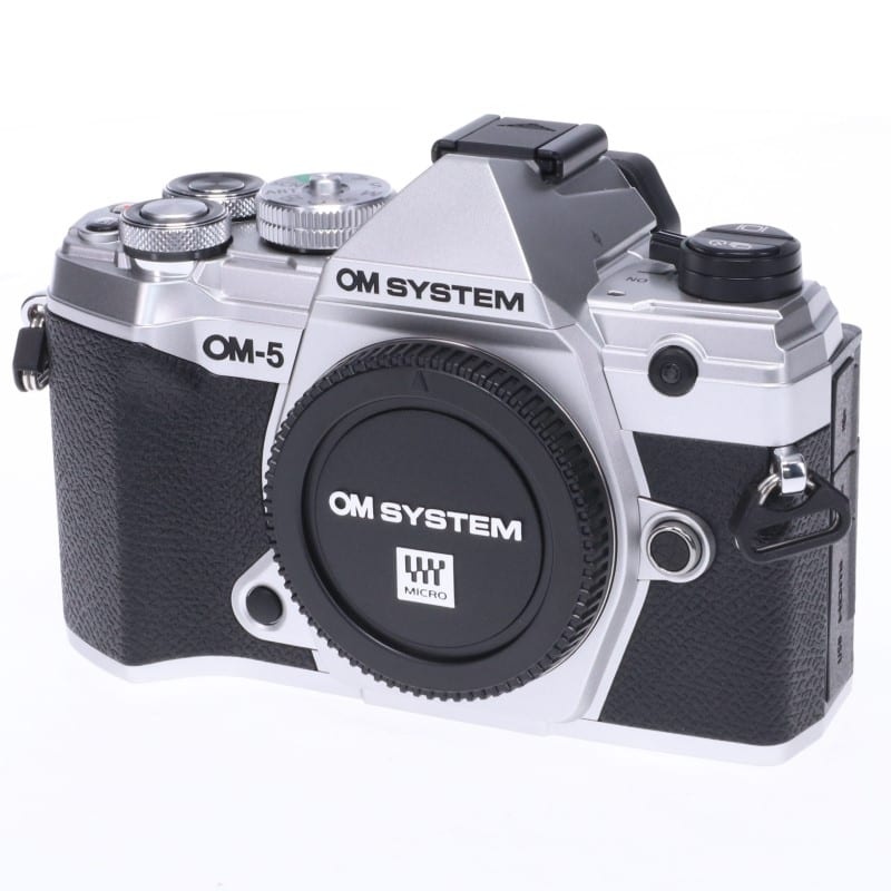 OM SYSTEM OM-5 ボディー シルバー