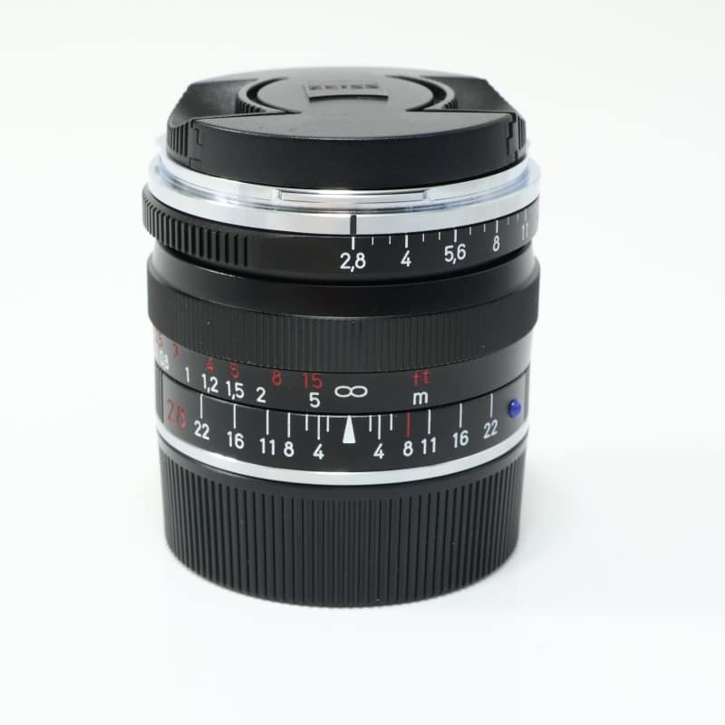 Biogon T* 28mm F2.8 ZM ブラック