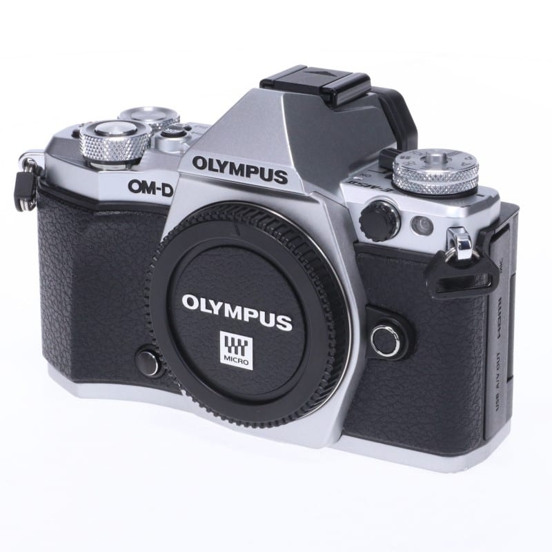 OM-D E-M5 Mark II ボディー シルバー