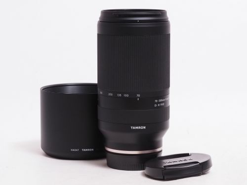 70-300/4.5-6.3 Di III RXD ソニーE用 【中古】(L:461)