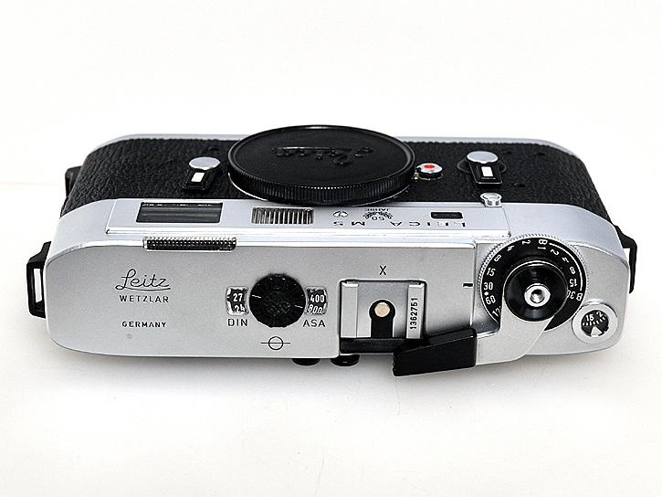 M5 シルバー 50周年