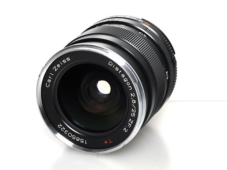 Distagon T* 2.8/25 ZF.2