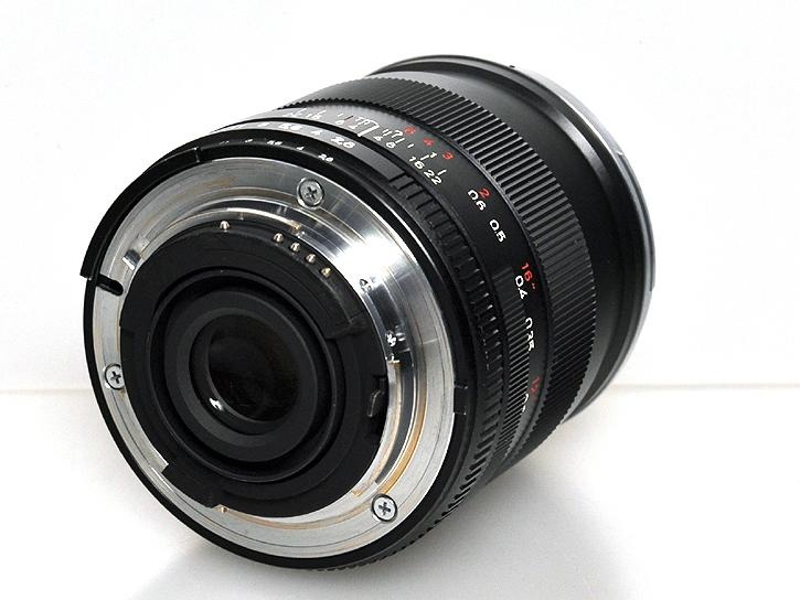 Distagon T* 2.8/25 ZF.2