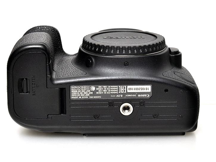 EOS 6D Mark II ボディ