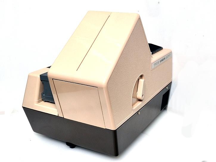 TWIN CABIN AUTO