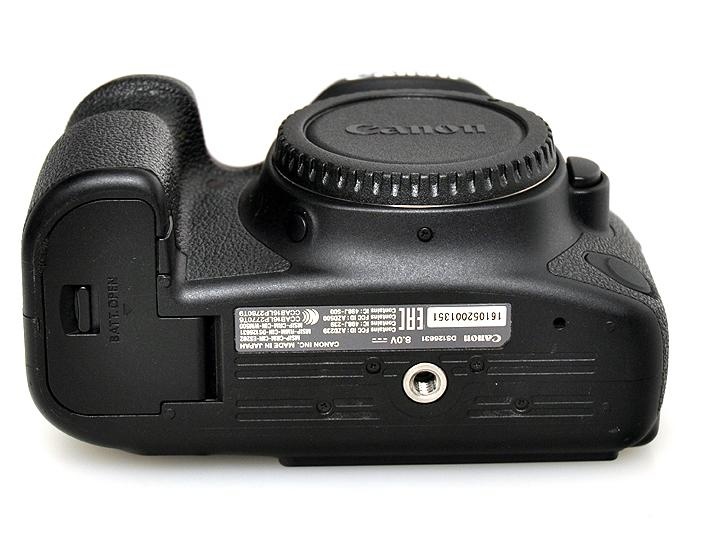 EOS 6D Mark II ボディ