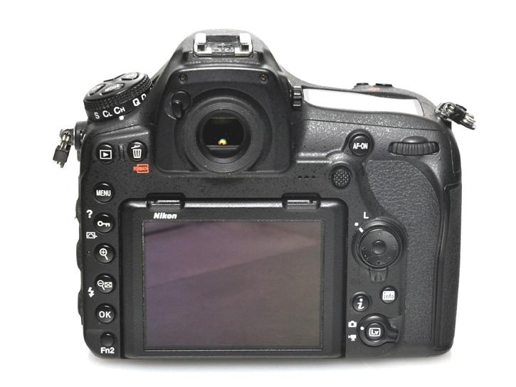 D850