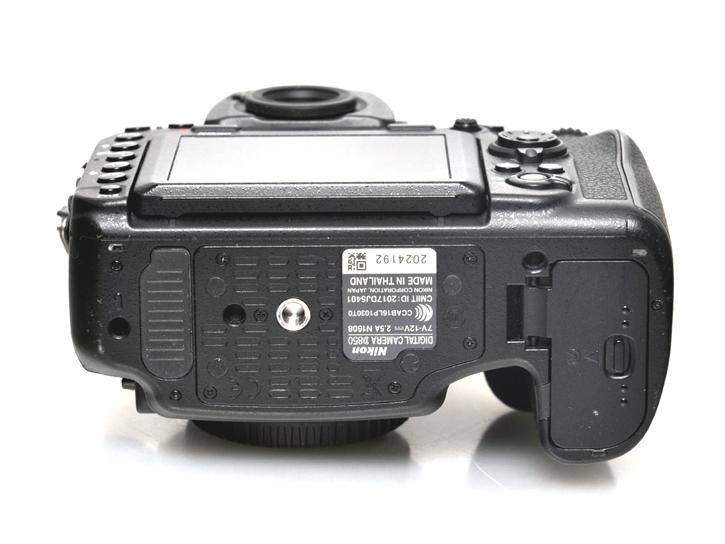 D850