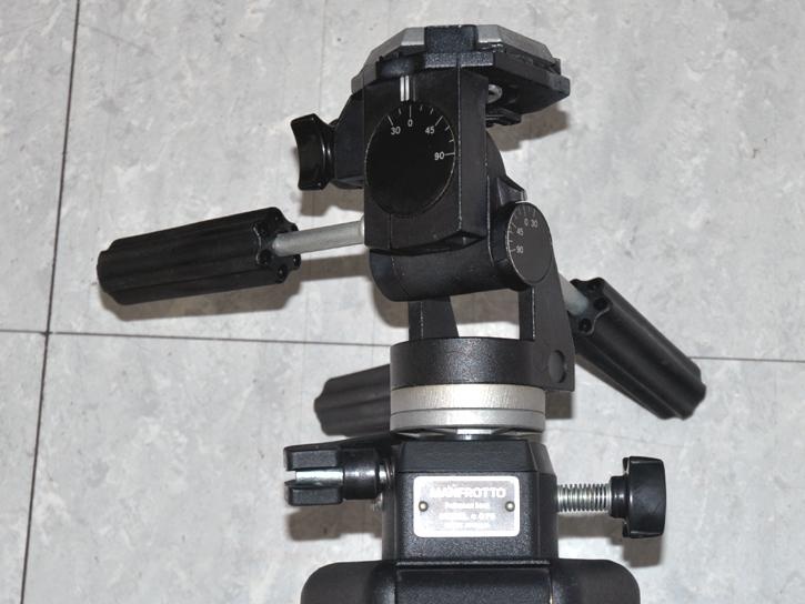 Manfrotto)マンフロット 075  三脚 ＃029雲台