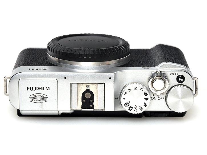 FUJIFILM X-M1 ボディ [シルバー]