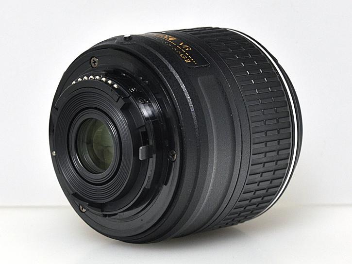 AF-S DX NIKKOR 18-55mm f/3.5-5.6G VR II