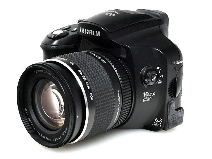 FinePix S6000fd