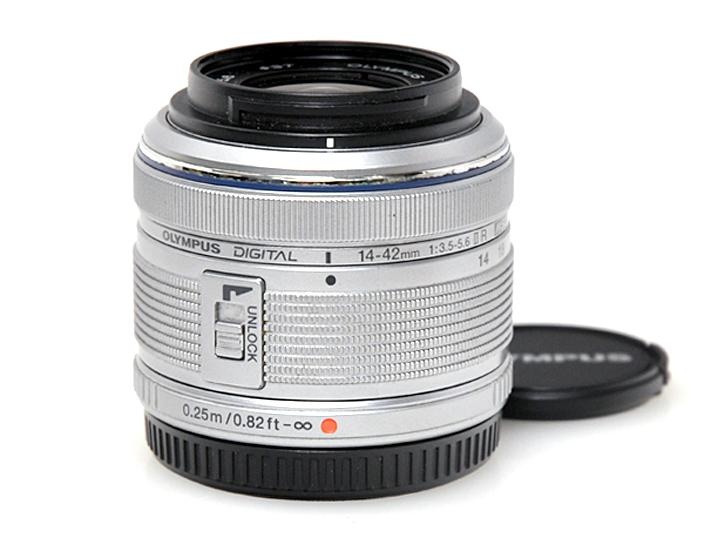 M.ZUIKO DIGITAL 14-42mm F3.5-5.6 II R シルバー  マイクロフォーサーズ