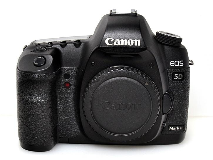 EOS 5DMark II ボディ＋社外グリップ
