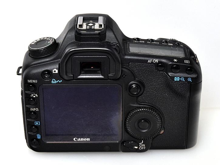 EOS 5DMark II ボディ＋社外グリップ