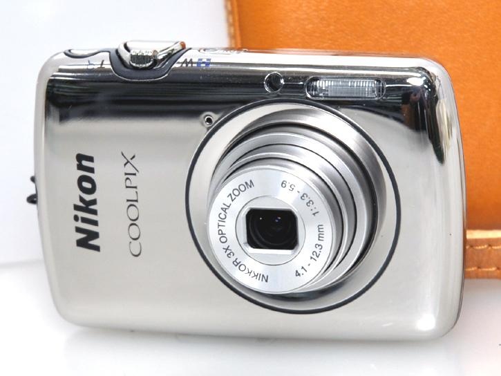 COOLPIX S01 ミラーシルバー