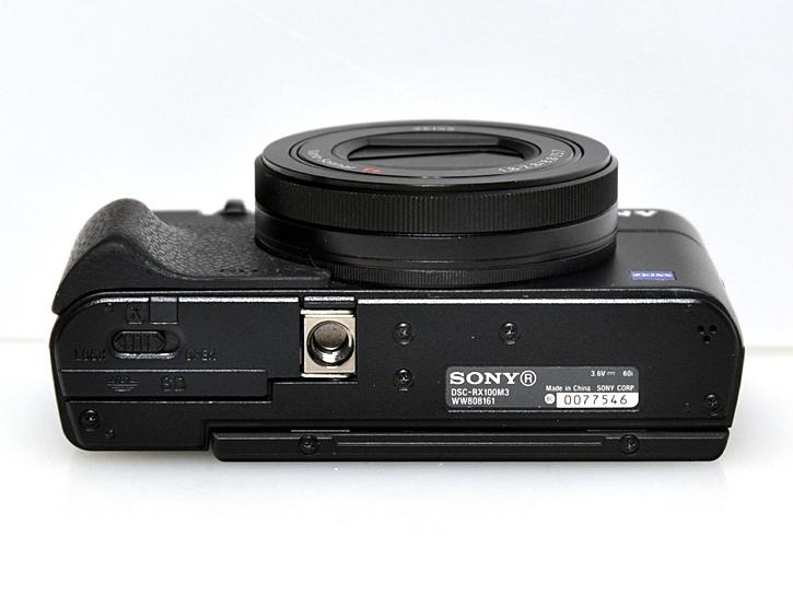 サイバーショット DSC-RX100M3