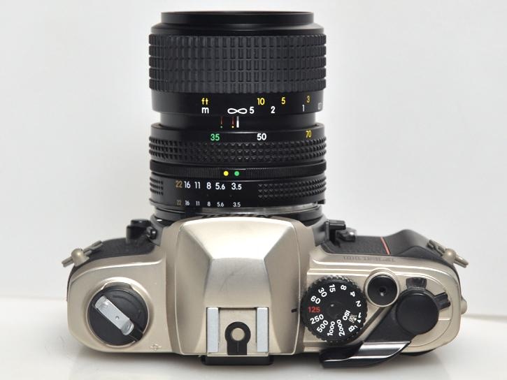FM10 Aiズームニッコール35-70mmF3.5-4.8S付 標準セット
