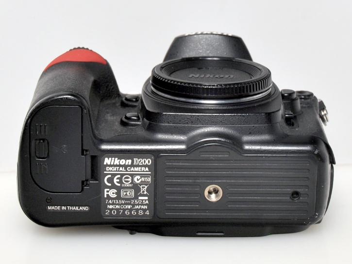 D200