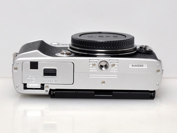 OLYMPUS PEN E-P7 ボディ [シルバー]