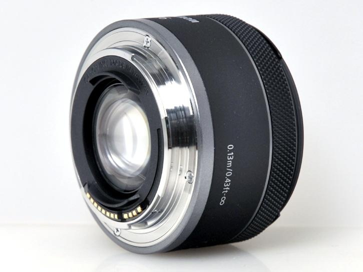 RF16mm F2.8 STM