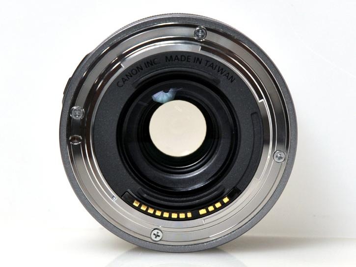 RF16mm F2.8 STM