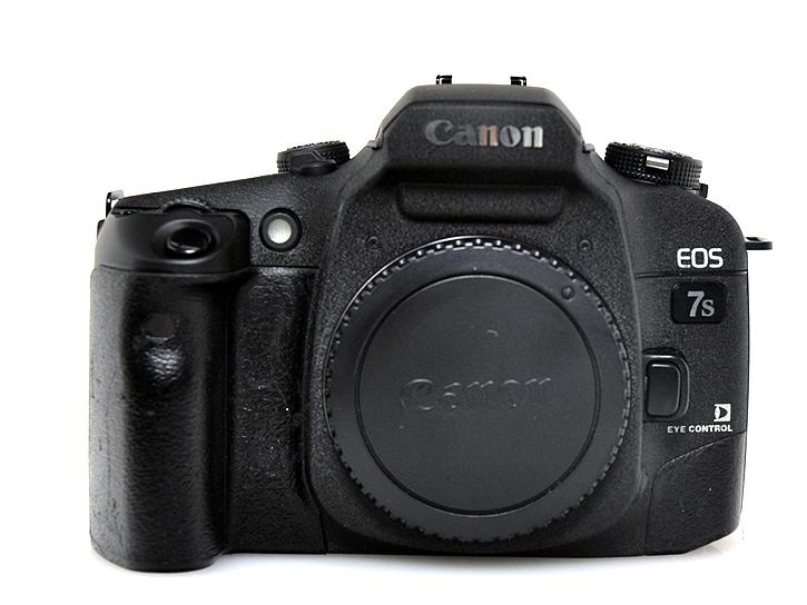 EOS 7S