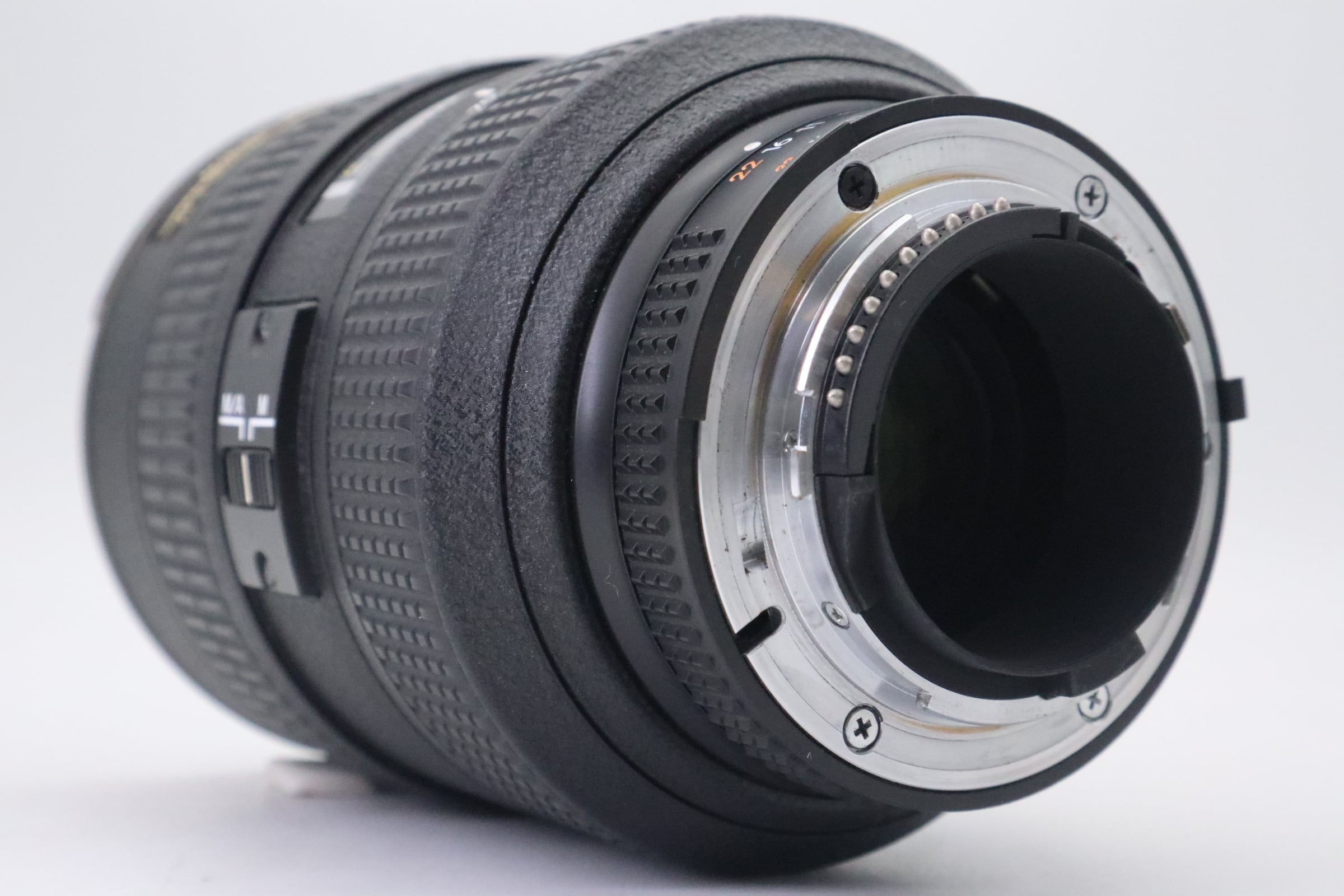 Nikon AF-S NIKKOR 28-70mm F2.8D f11709