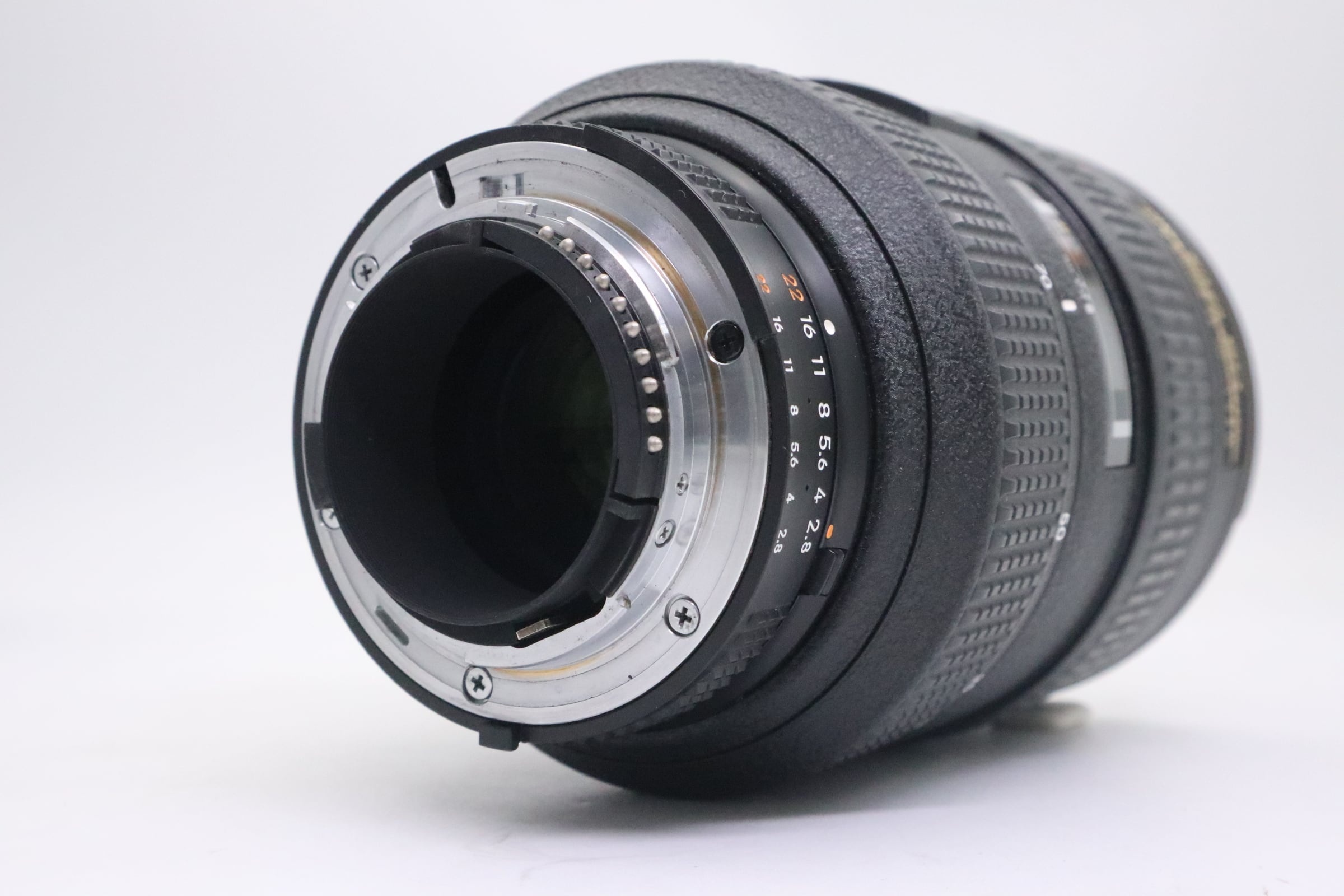 Nikon AF-S NIKKOR 28-70mm F2.8D f11709