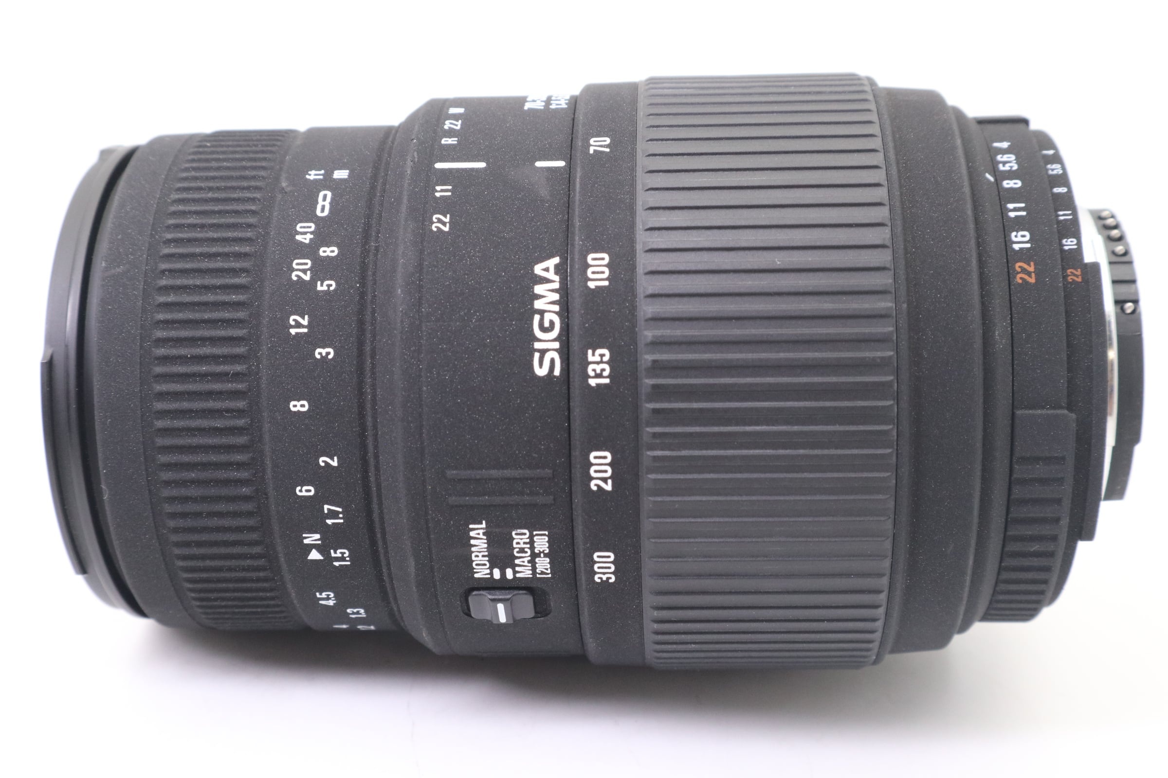 SIGMA 70-300mm F4-5.6 DG D Nikon f11805