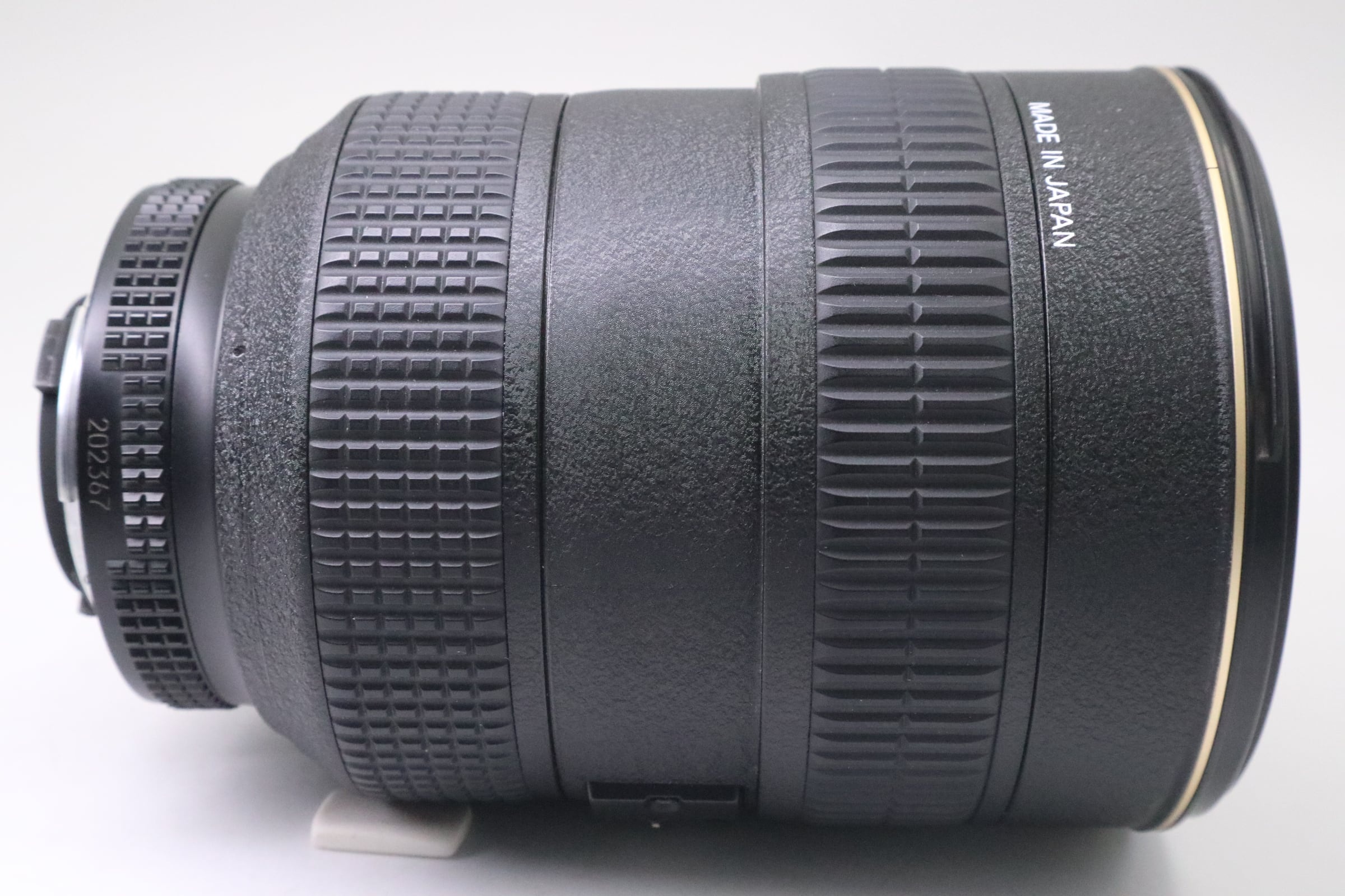 Nikon AF-S NIKKOR 28-70mm F2.8D f11709