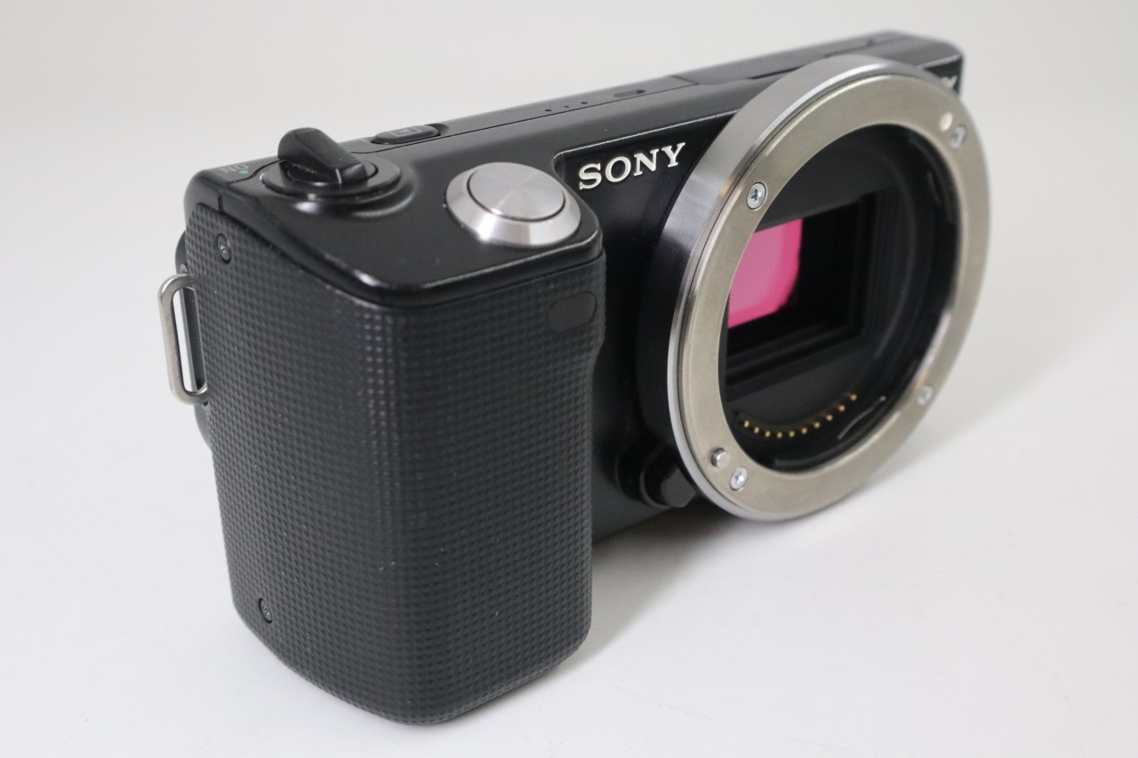 α アルファ NEX-5 ブラックボディ ミラーレス + E 16mm F/2.8