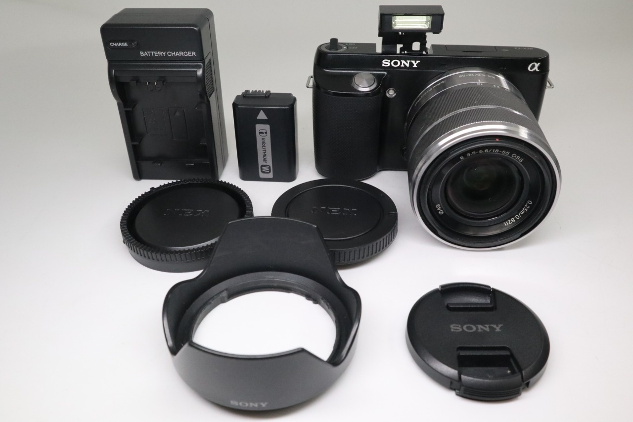 α アルファ NEX-F3 ブラックボディ ミラーレス + E 18-55mm F/3.5-5.6 OSS