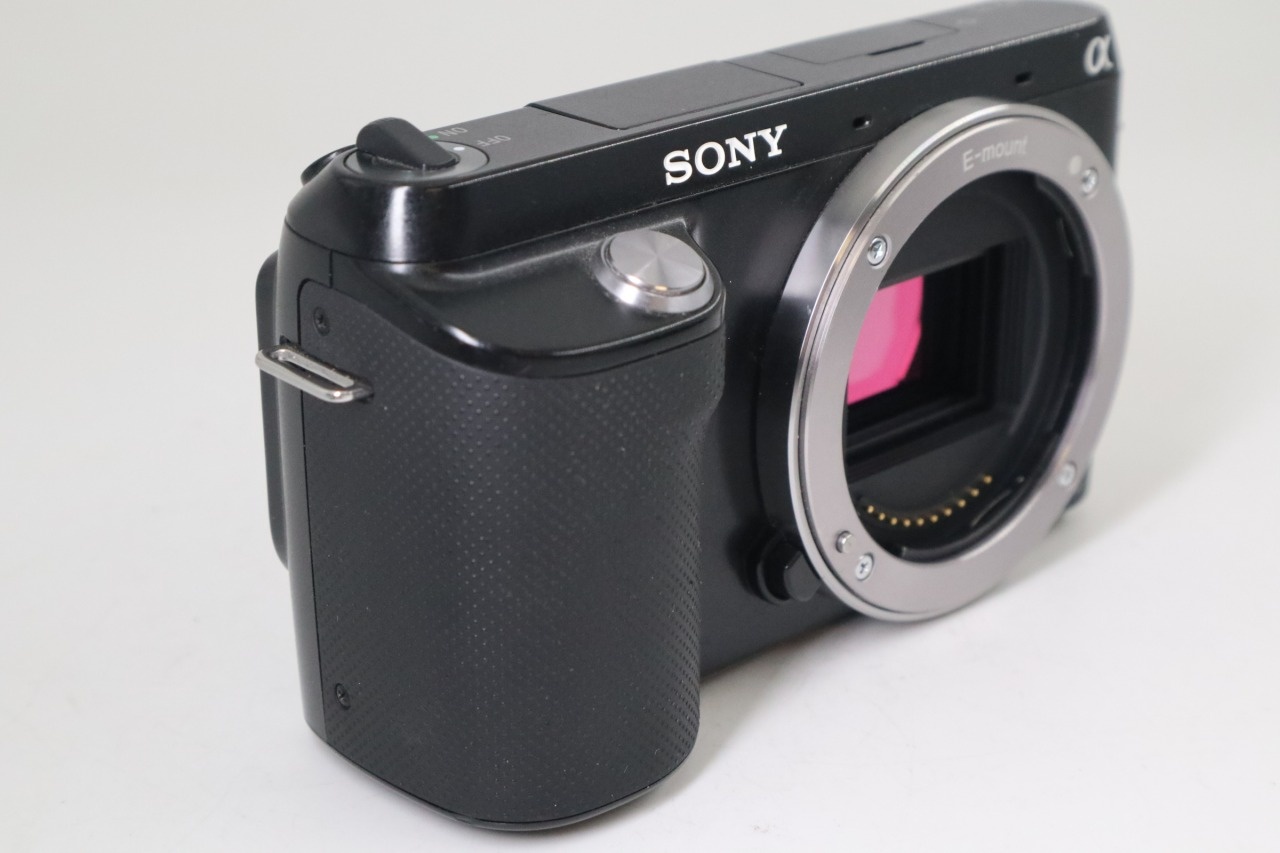 α アルファ NEX-F3 ブラックボディ ミラーレス + E 18-55mm F/3.5-5.6 OSS
