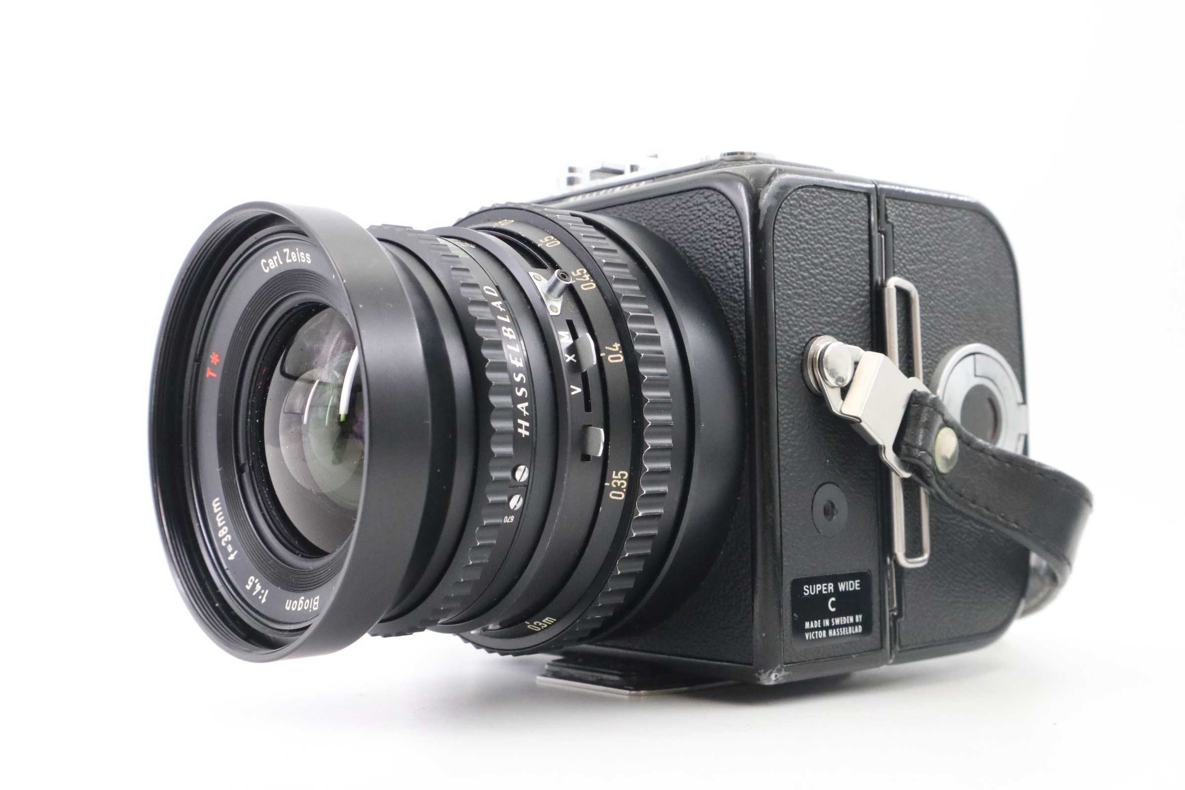 Super Wide C SWC ブラックボディ 中判フィルムカメラ + Carl Zeiss Biogon 38mm F/4.5 T* レンズ