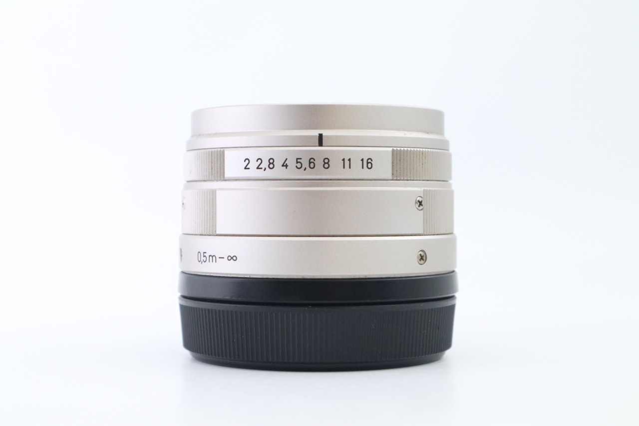 Carl Zeiss Planar 45mm F/2 T* AF