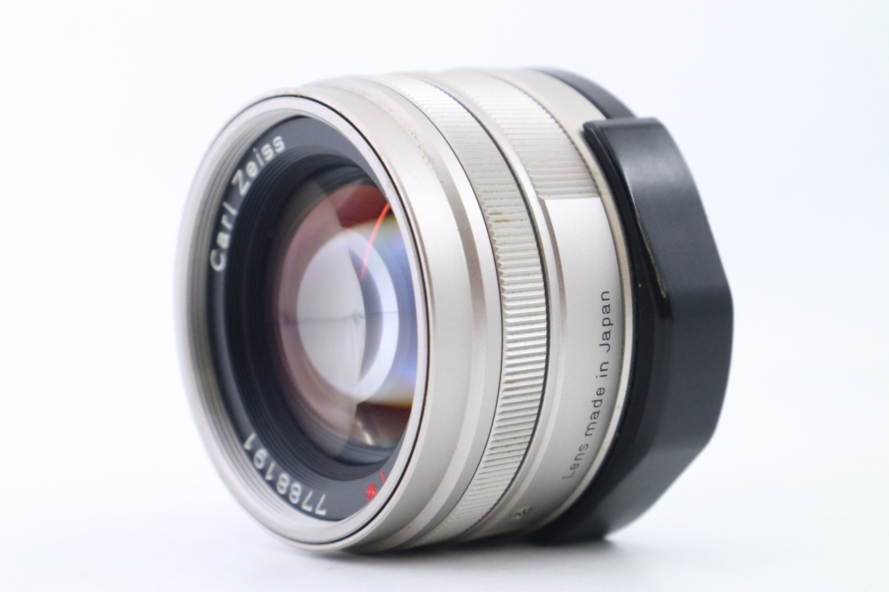 Carl Zeiss Planar 45mm F/2 T* AF