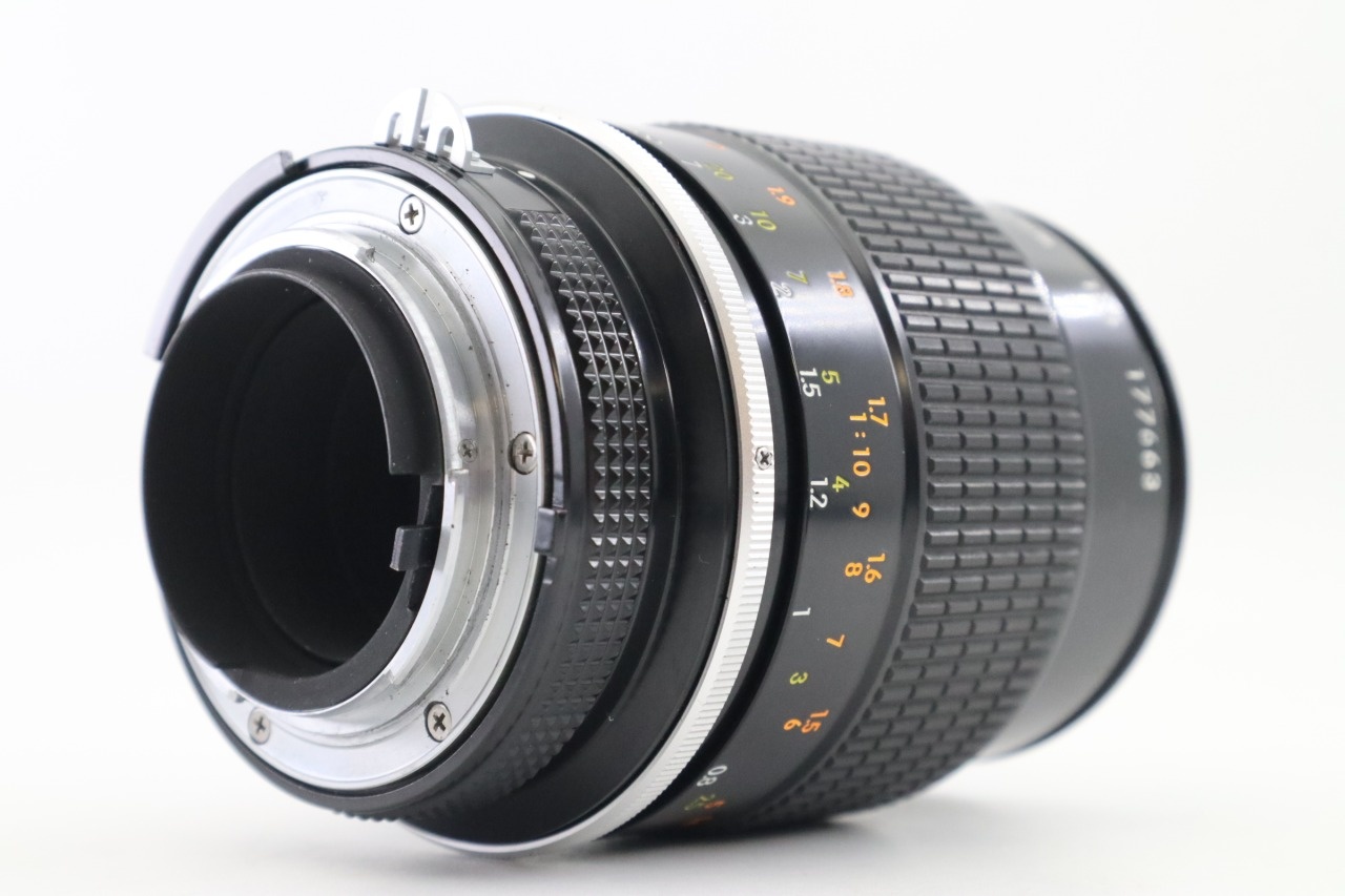 Micro-NIKKOR 105mm F/4Ai MF