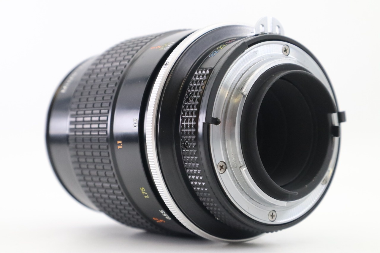 Micro-NIKKOR 105mm F/4Ai MF