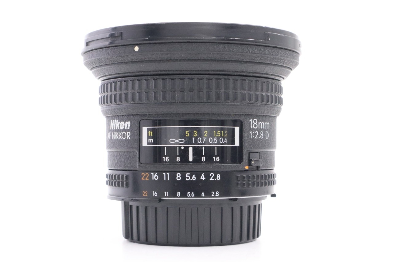 Nikon AF NIKKOR 18mm F/2.8 D
