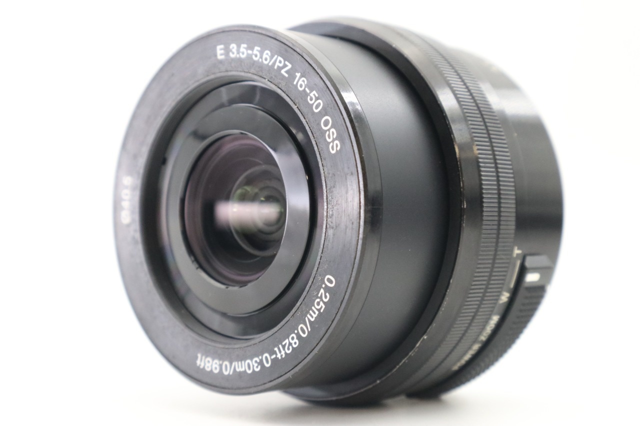 α NEX‐5R ブラックボディ ミラーレス + E PZ 16‐50mm F/3.5‐5.6 OSS レンズ