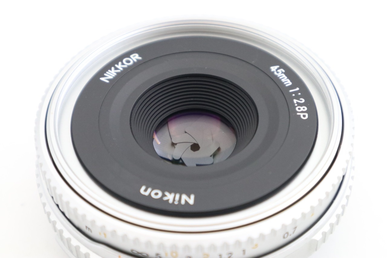 NIKKOR 45mm F/2.8 P シルバー パンケーキレンズ MF