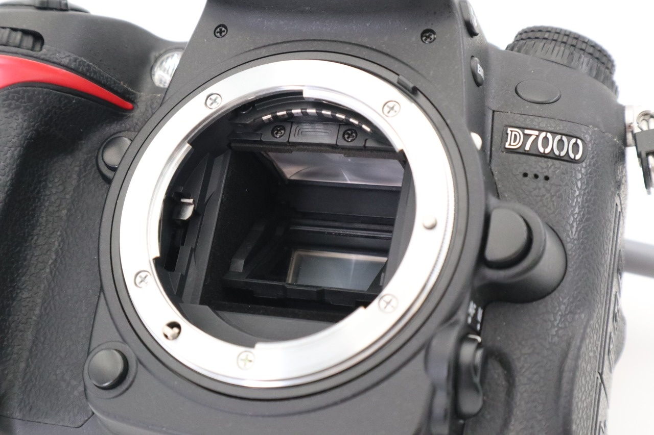 D7000 ブラックボディ 