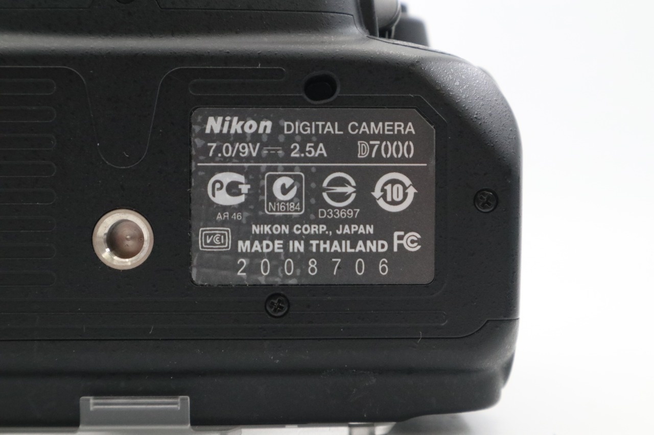D7000 ブラックボディ 