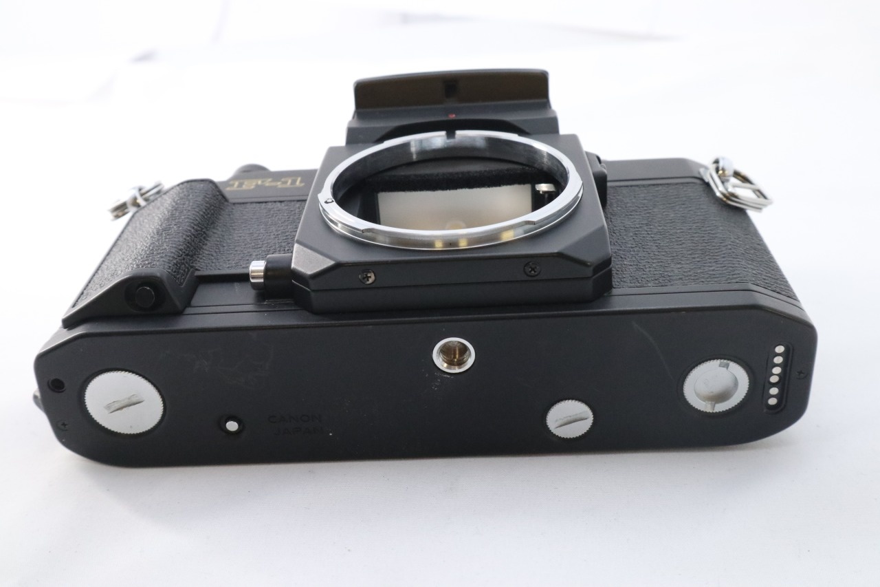 Canon   New F-1 ブラックボディ MF