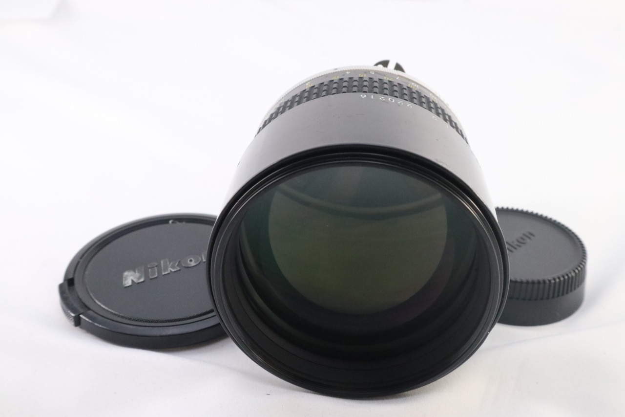 NIKKOR 135mm F/2 Ai-S MF