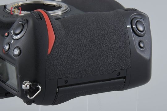 【中古】Nikon ニコン D5 XQD-Type デジタル一眼レフカメラ