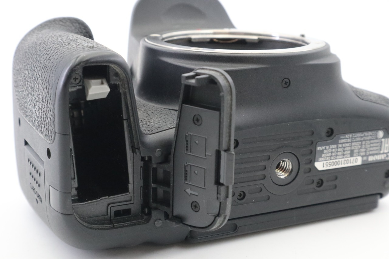 EOS 9000D ブラックボディ  元箱付き